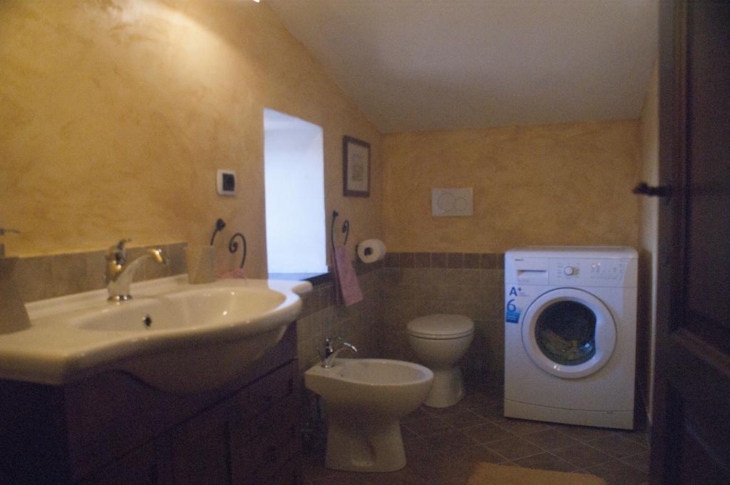 La Casa Del Viandante Villa ราดิโกฟานี ห้อง รูปภาพ
